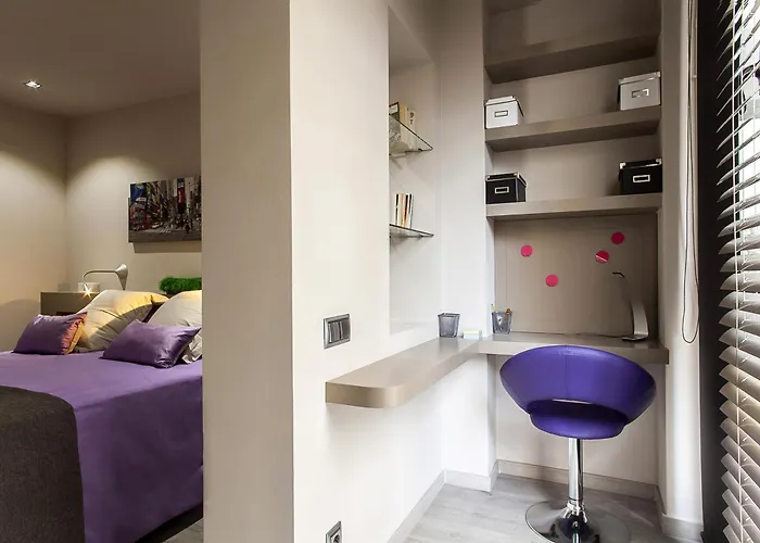 Elegant Eixample Nicely Decorated Apartment Barcelona