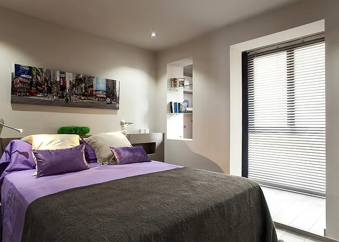 Elegant Eixample Nicely Decorated Apartment Barcelona